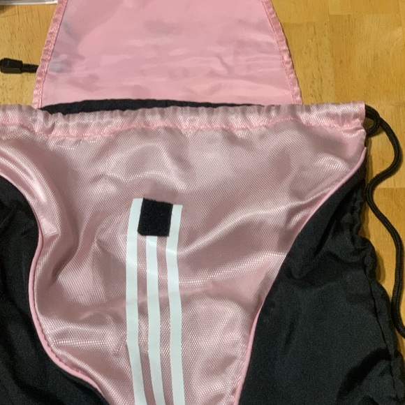 Adidas Drawstring Knapsack Pink Black NWOT - Picture 4 of 5